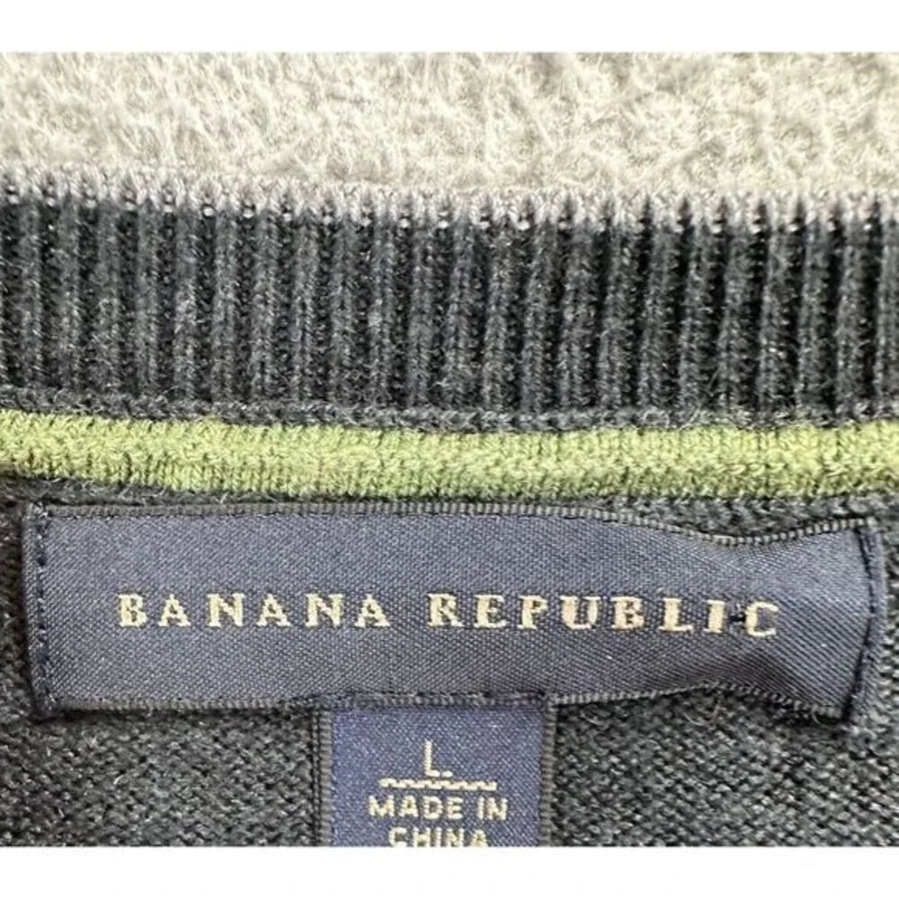 Banana Republic V-Neck Sweater Men Large Black Pencil Stripe Silk Nylon Cashmere